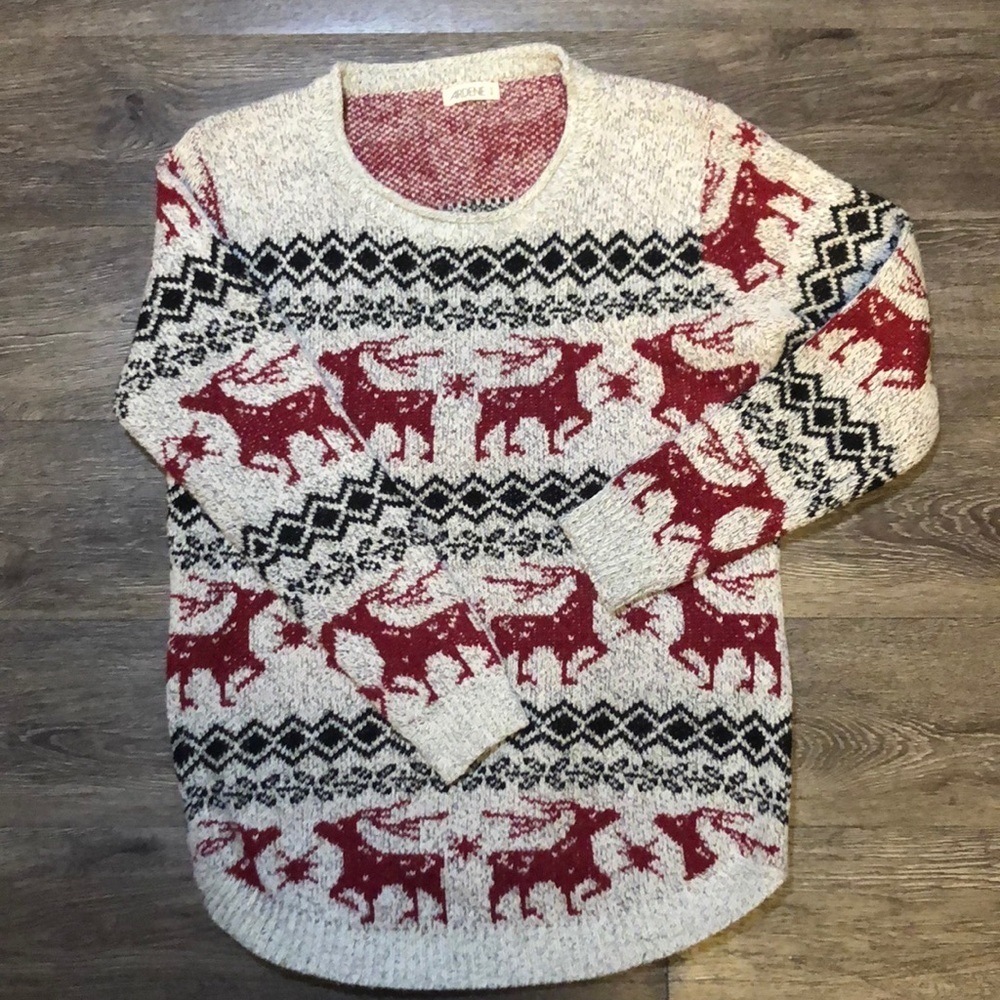 Adorable Christmas Sweater - Picture 3 of 7